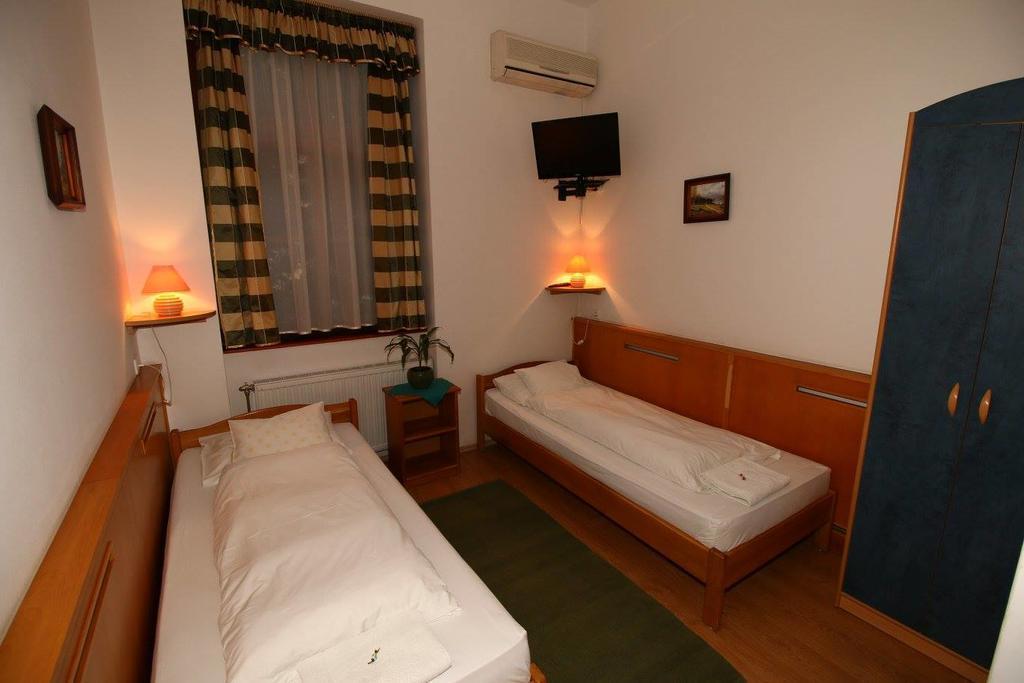Szent Istvan Fogado Hotel Nagymaros Eksteriør billede