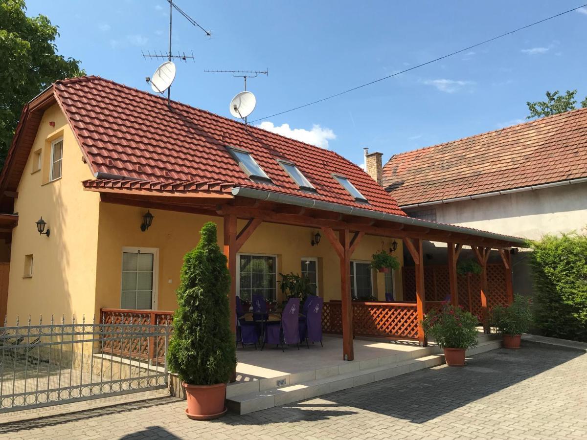 Szent Istvan Fogado Hotel Nagymaros Eksteriør billede